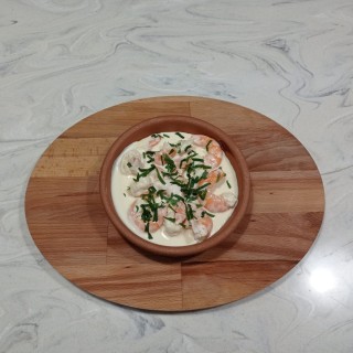 Фото Креветки в сливочно-чесночном соусе (250 гр)